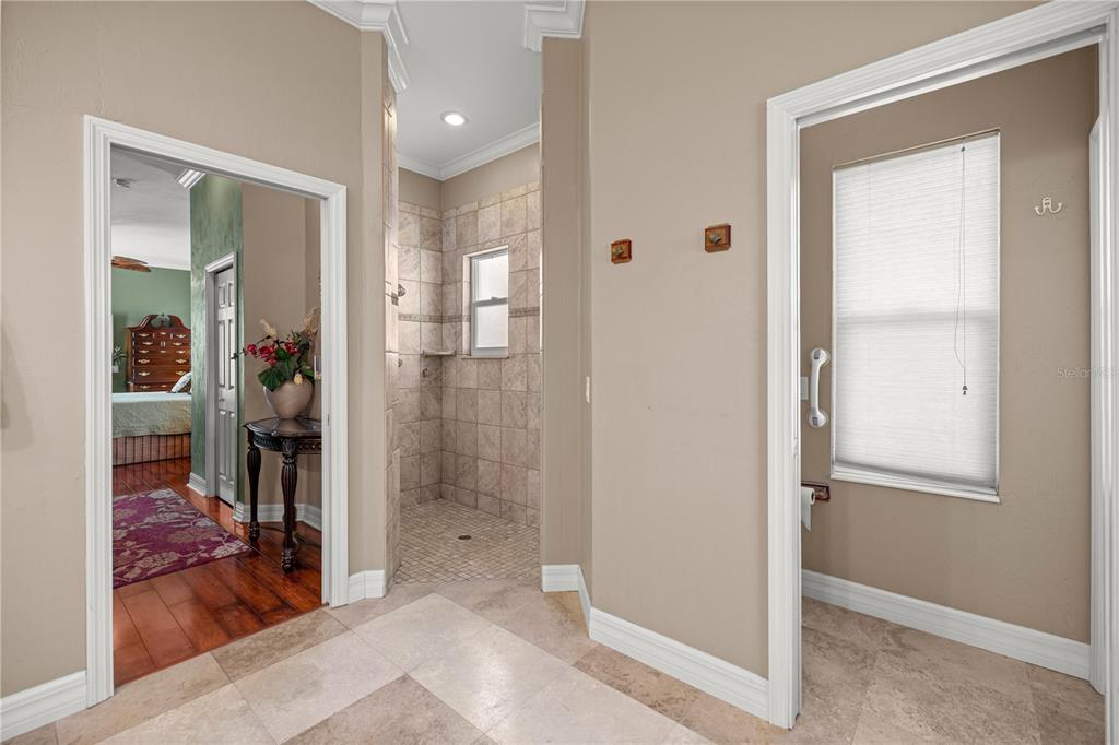 6081 W PELL PLACE gallery image #28