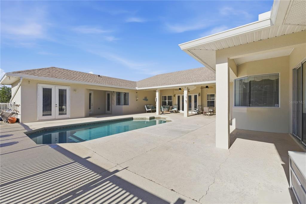 6081 W PELL PLACE gallery image #41