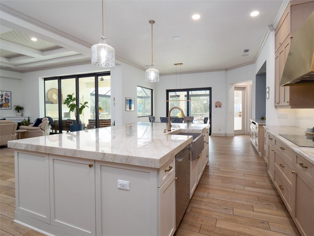 11920 SE 22ND AVENUE ROAD gallery image #10