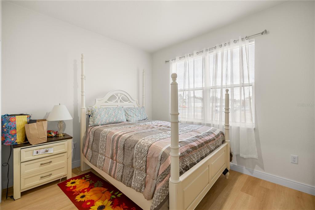 4143 SW 133RD LOOP gallery image #16