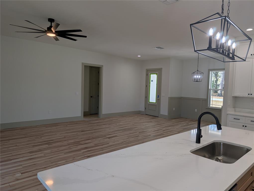 1303 NE 23RD AVENUE gallery image #13