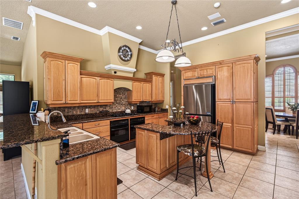 1640 SE 91ST PLACE gallery image #12