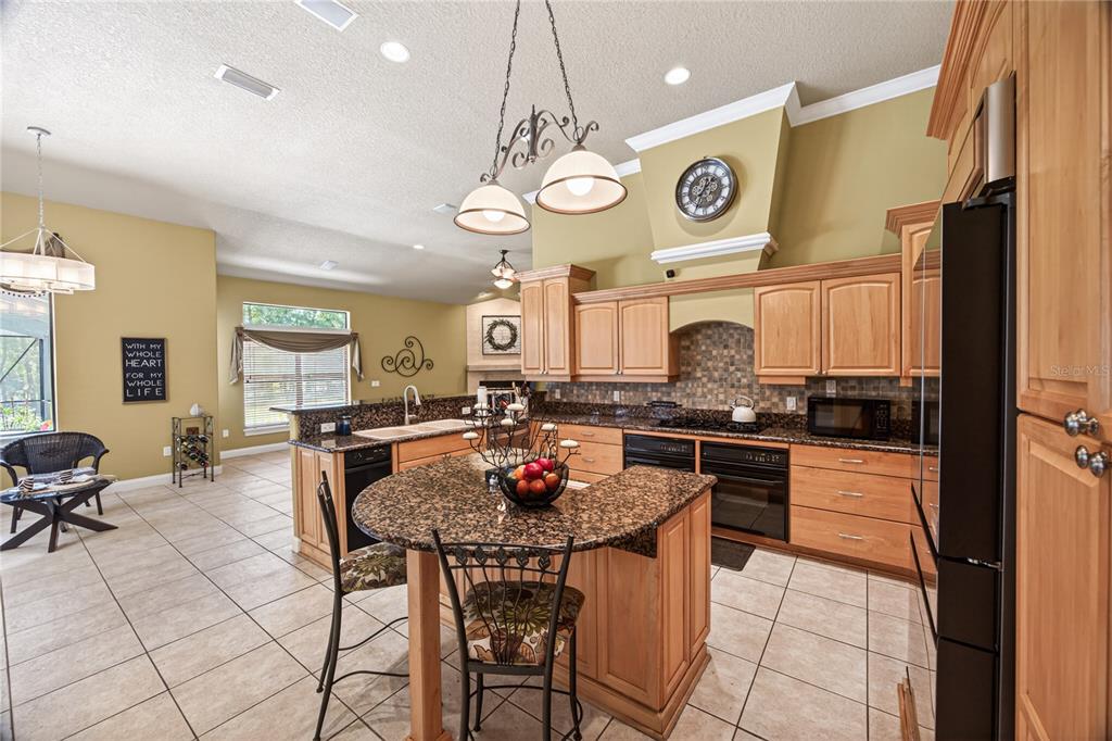 1640 SE 91ST PLACE gallery image #13