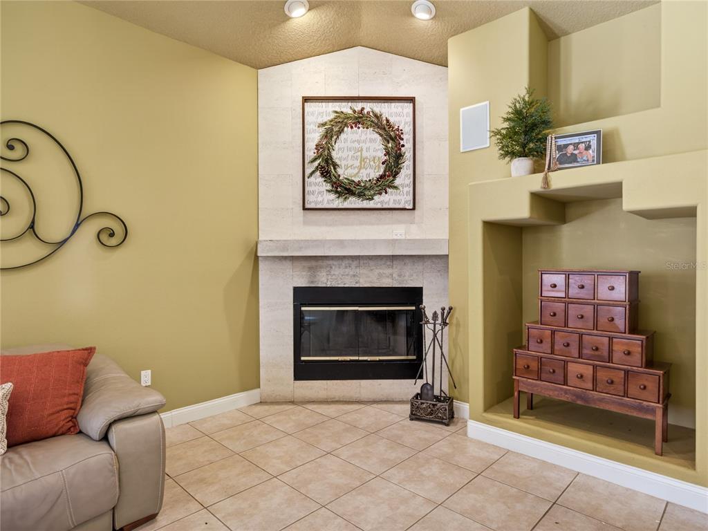 1640 SE 91ST PLACE gallery image #23
