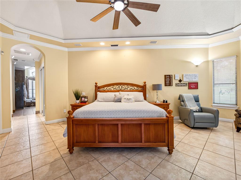 1640 SE 91ST PLACE gallery image #27
