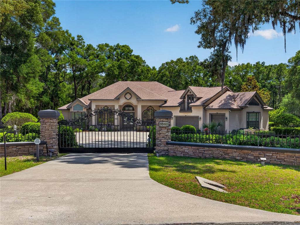 1640 SE 91ST PLACE gallery image #3