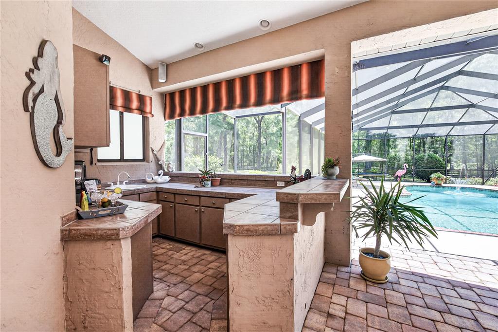 1640 SE 91ST PLACE gallery image #43