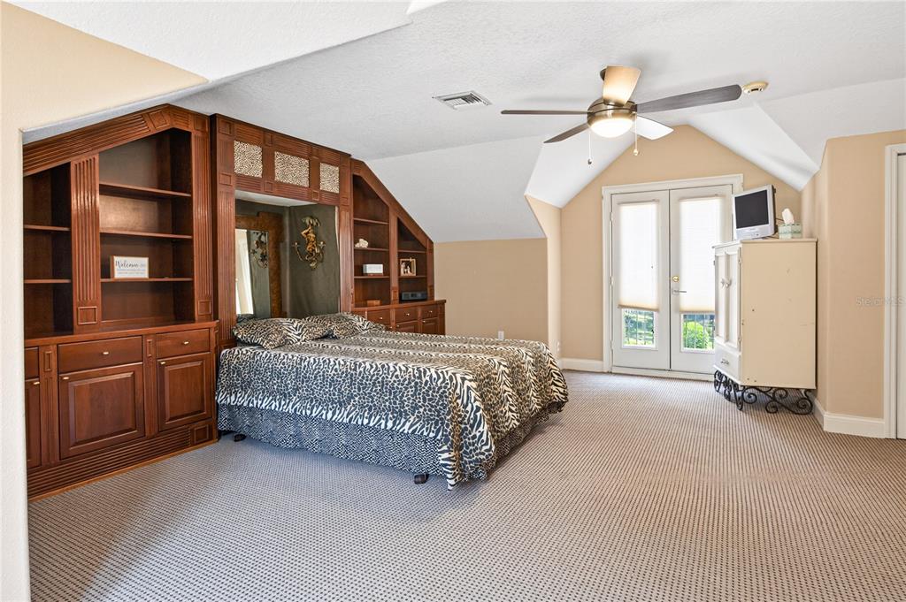 1640 SE 91ST PLACE gallery image #54