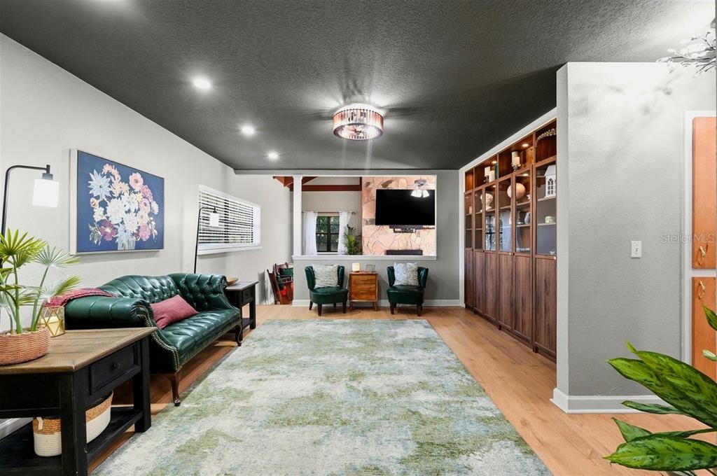 1825 CLUBHOUSE ROAD gallery image #15