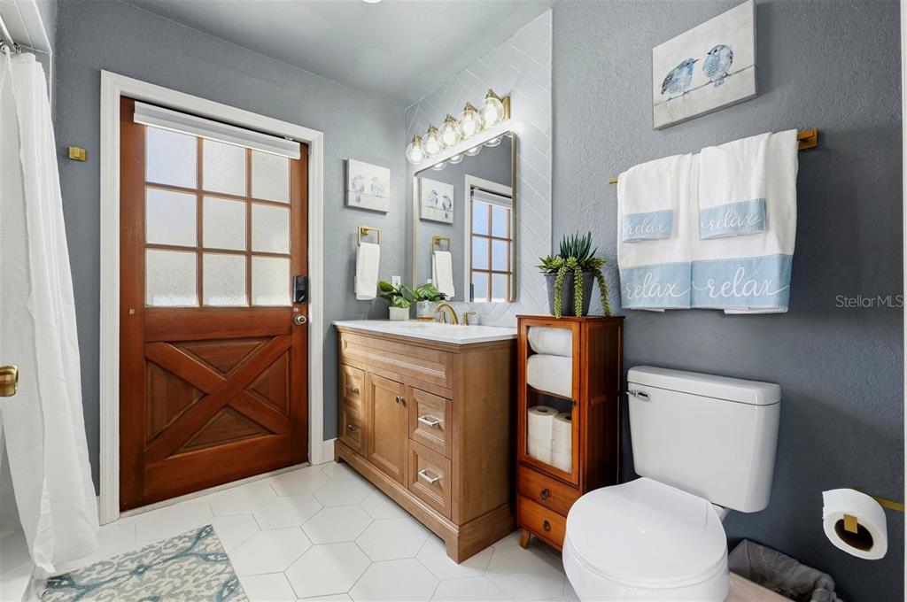 1825 CLUBHOUSE ROAD gallery image #30