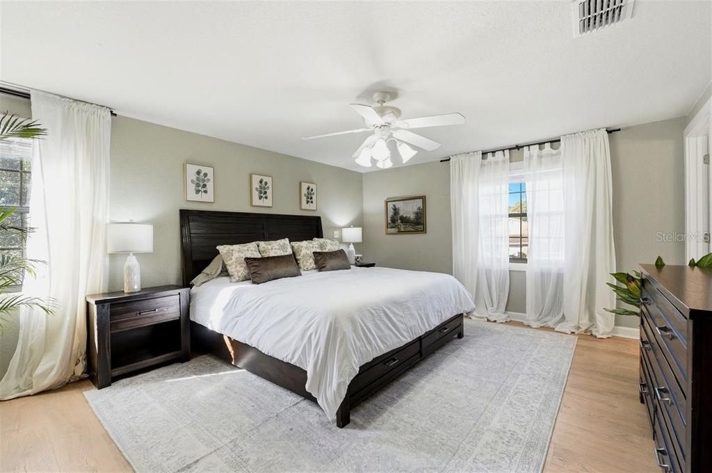 1825 CLUBHOUSE ROAD gallery image #34