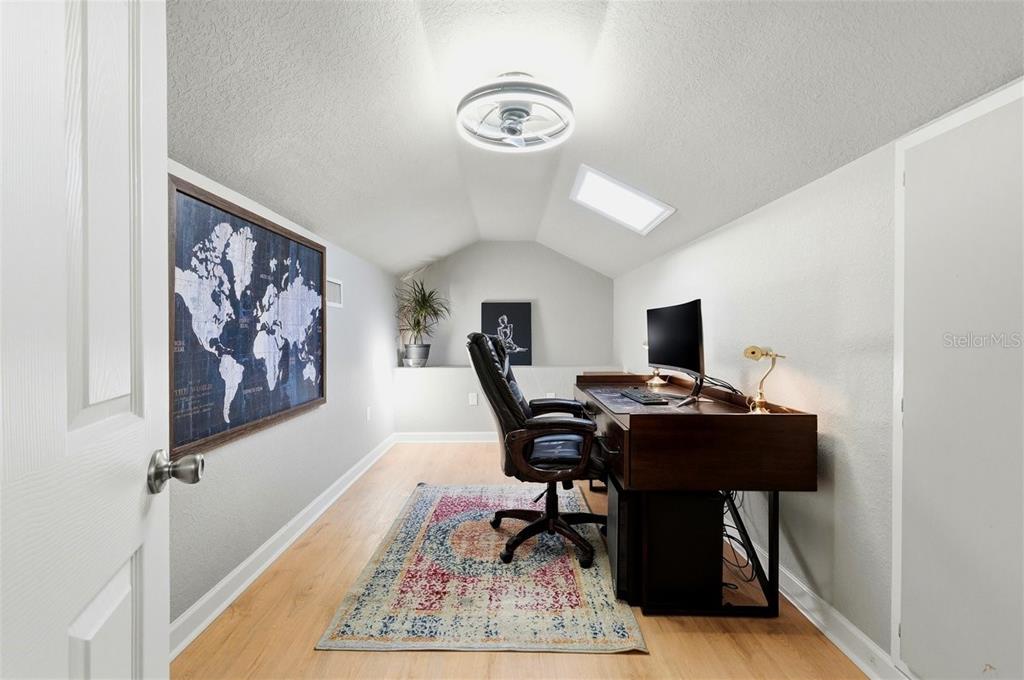 1825 CLUBHOUSE ROAD gallery image #48