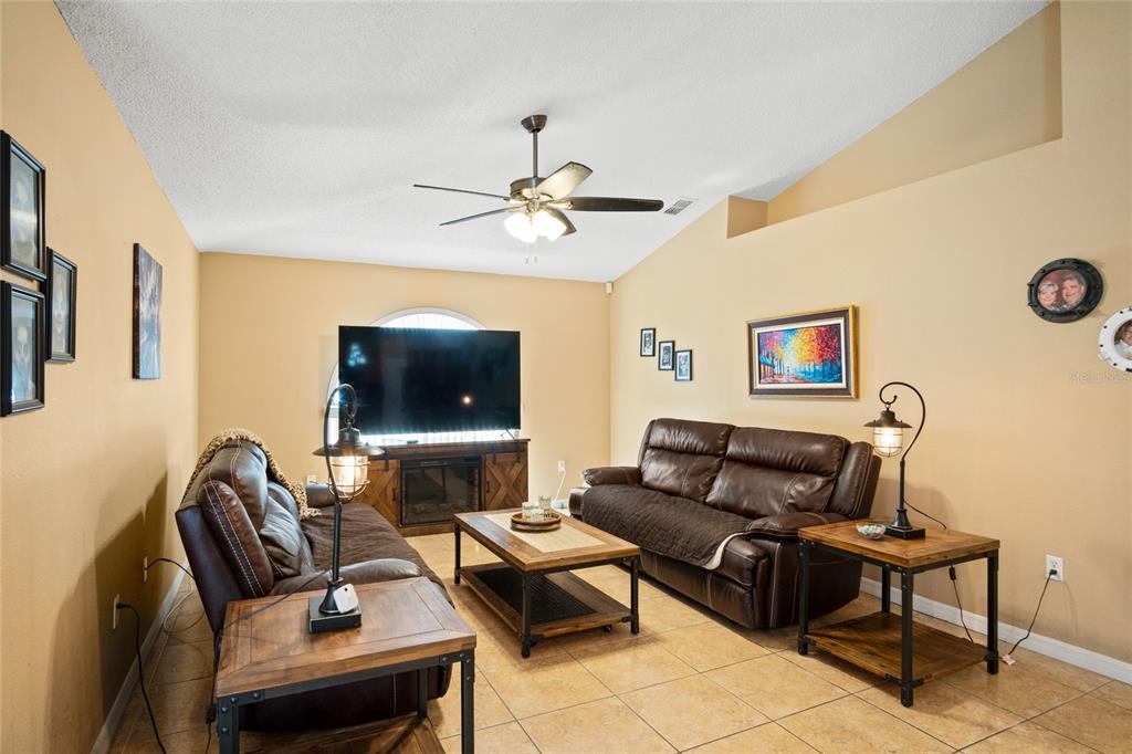 203 FLOUNDER PLACE gallery image #9