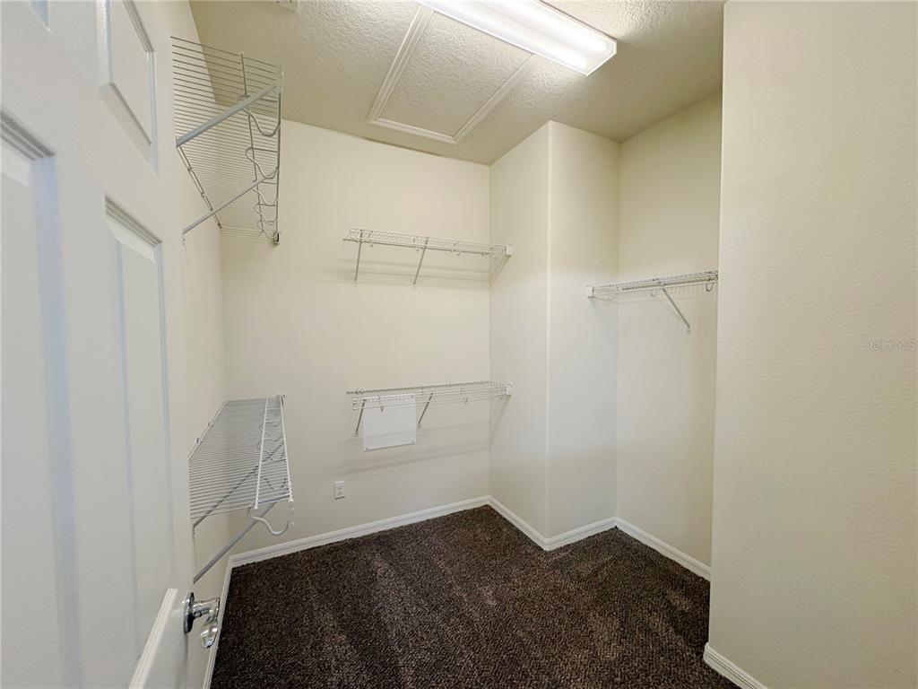 116 LA CRESTA COURT gallery image #17