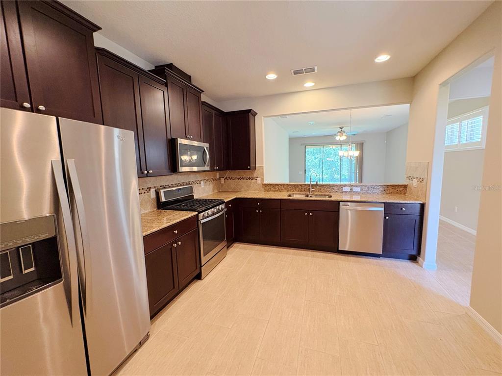 116 LA CRESTA COURT gallery image #5