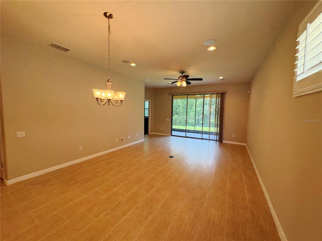 116 LA CRESTA COURT gallery image #9