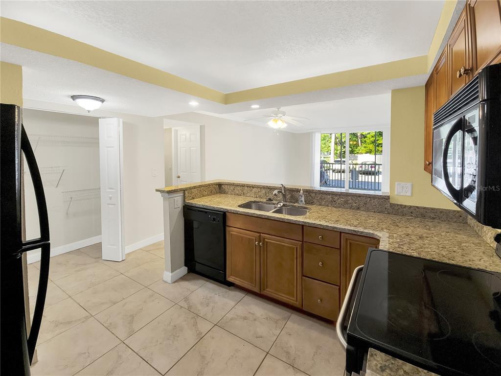 2700 COCONUT BAY LANE UNIT 419