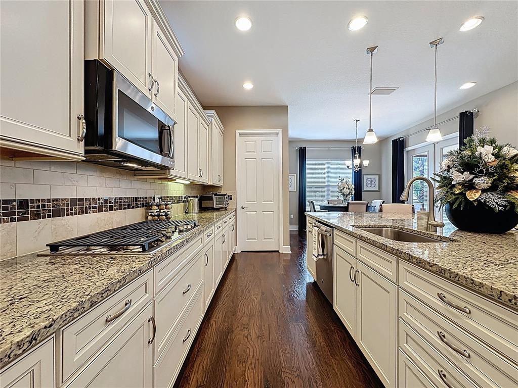 1773 BELLA LAGO DRIVE gallery image #10