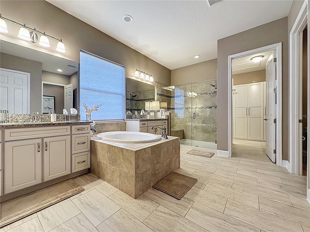 1773 BELLA LAGO DRIVE gallery image #21