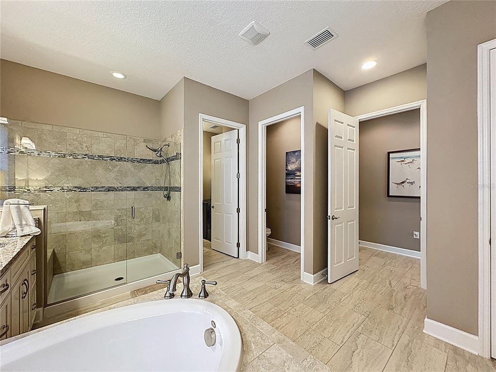 1773 BELLA LAGO DRIVE gallery image #23