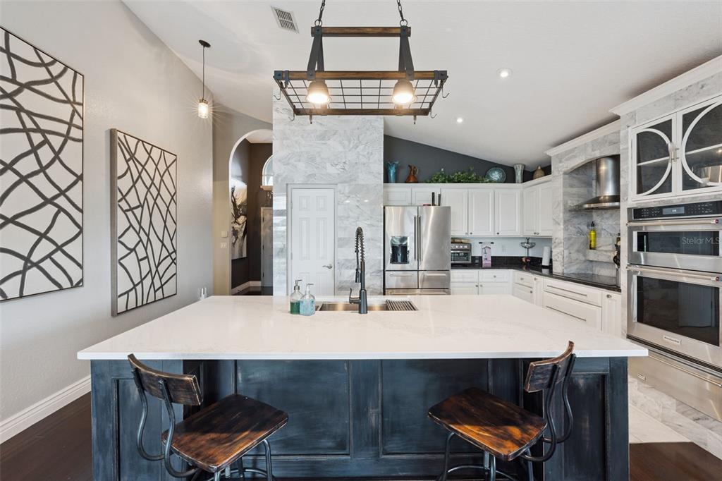 112 WINDSOR PLACE gallery image #14