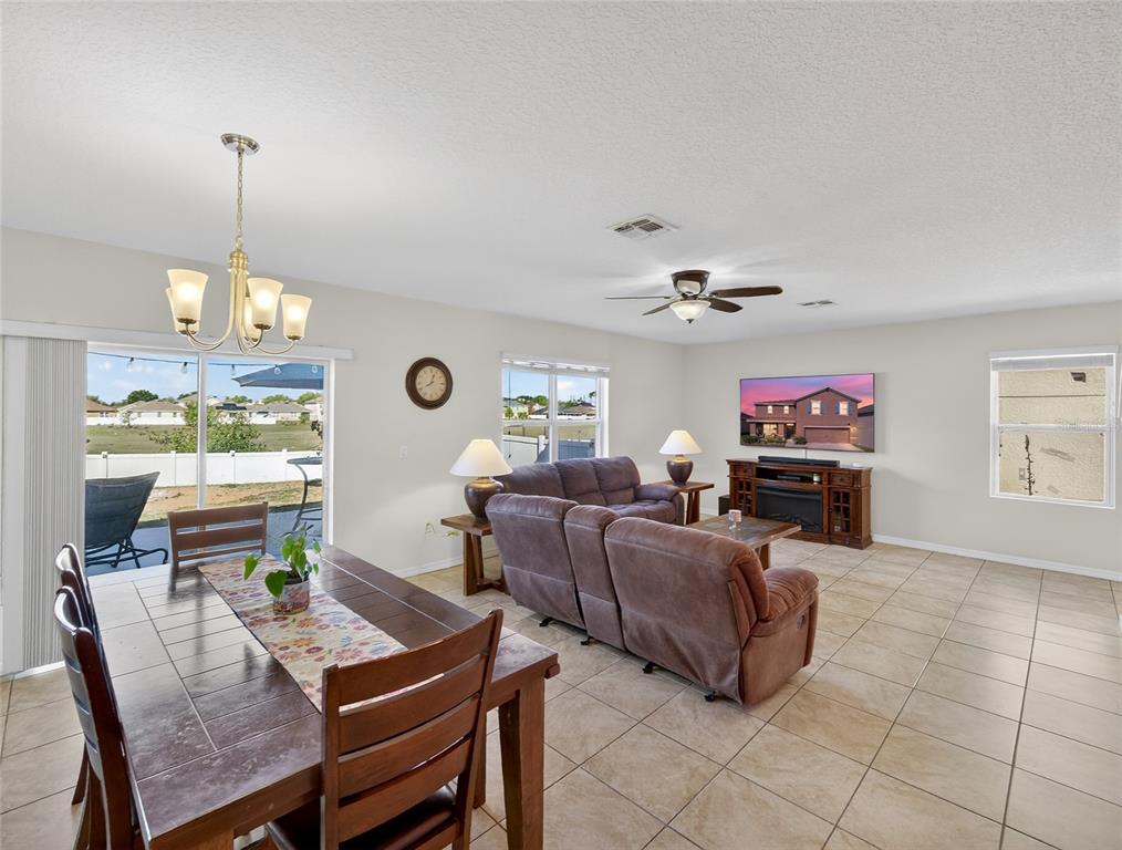 885 FREEDOM BOULEVARD gallery image #12