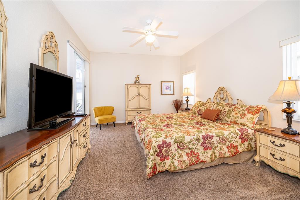569 BURFORD CIRCLE gallery image #11