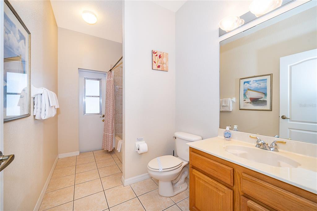 569 BURFORD CIRCLE gallery image #16