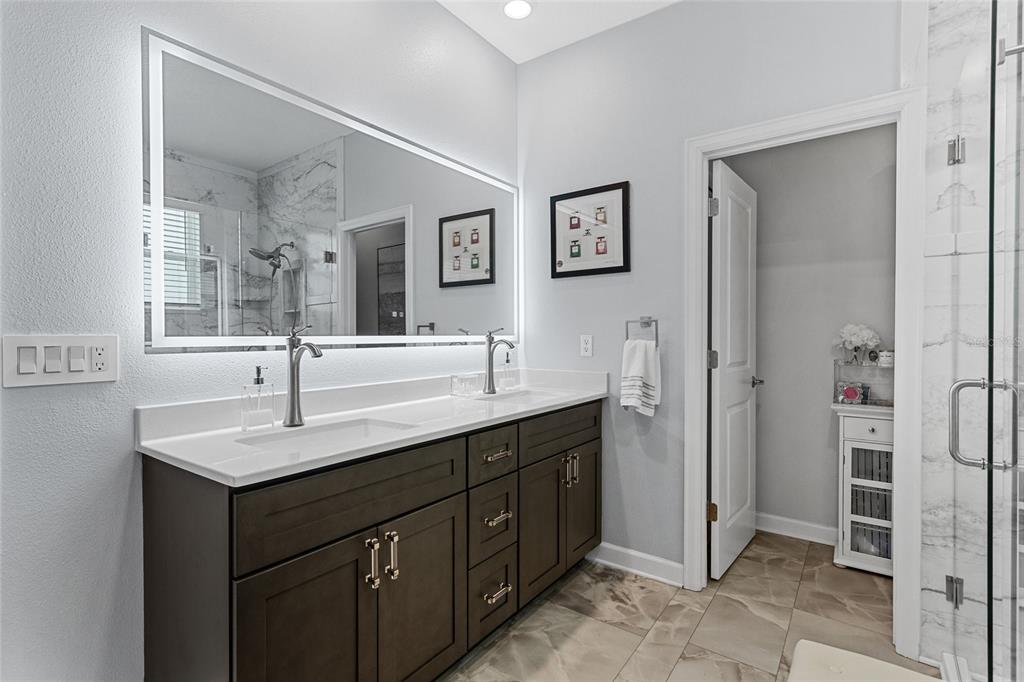 2215 CAMDEN PARK AVENUE gallery image #14