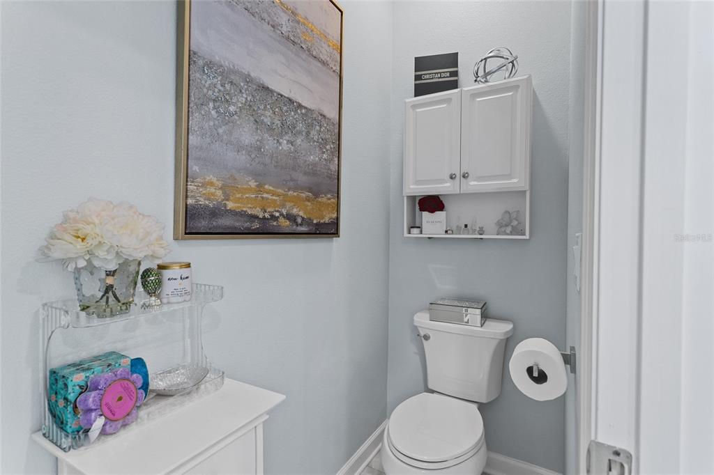 2215 CAMDEN PARK AVENUE gallery image #16