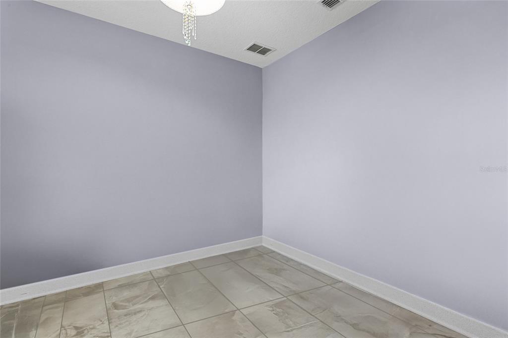 2215 CAMDEN PARK AVENUE gallery image #21