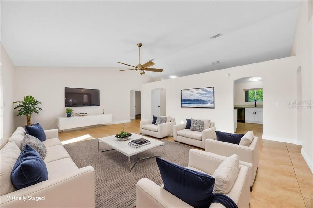 910 AMY RIDGE COURT gallery image #6