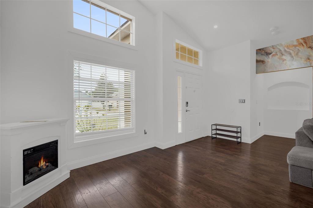 149 IMPERIAL OAK COURT gallery image #13