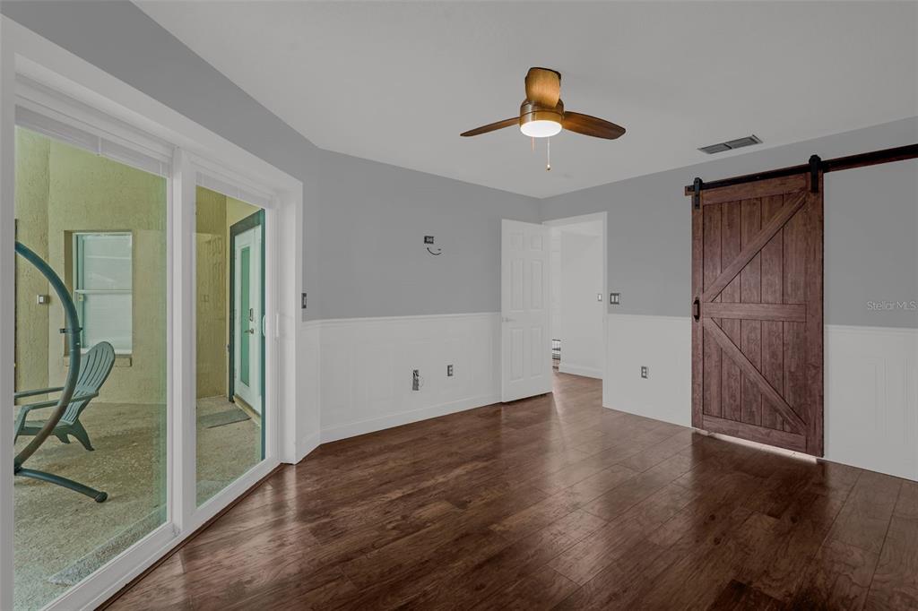 149 IMPERIAL OAK COURT gallery image #15