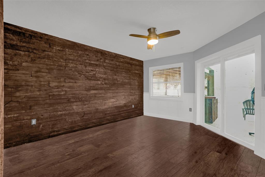 149 IMPERIAL OAK COURT gallery image #16