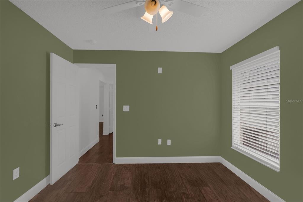 149 IMPERIAL OAK COURT gallery image #19