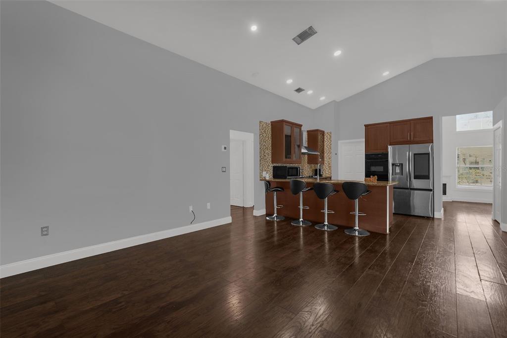 149 IMPERIAL OAK COURT gallery image #8