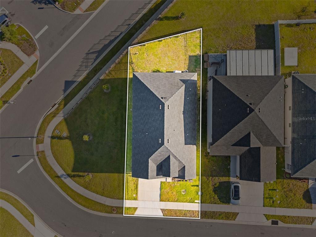1553 FLEUR DRIVE gallery image #39