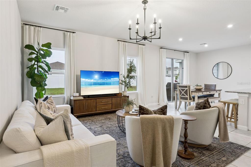 1472 EUCALYPTUS WAY gallery image #6