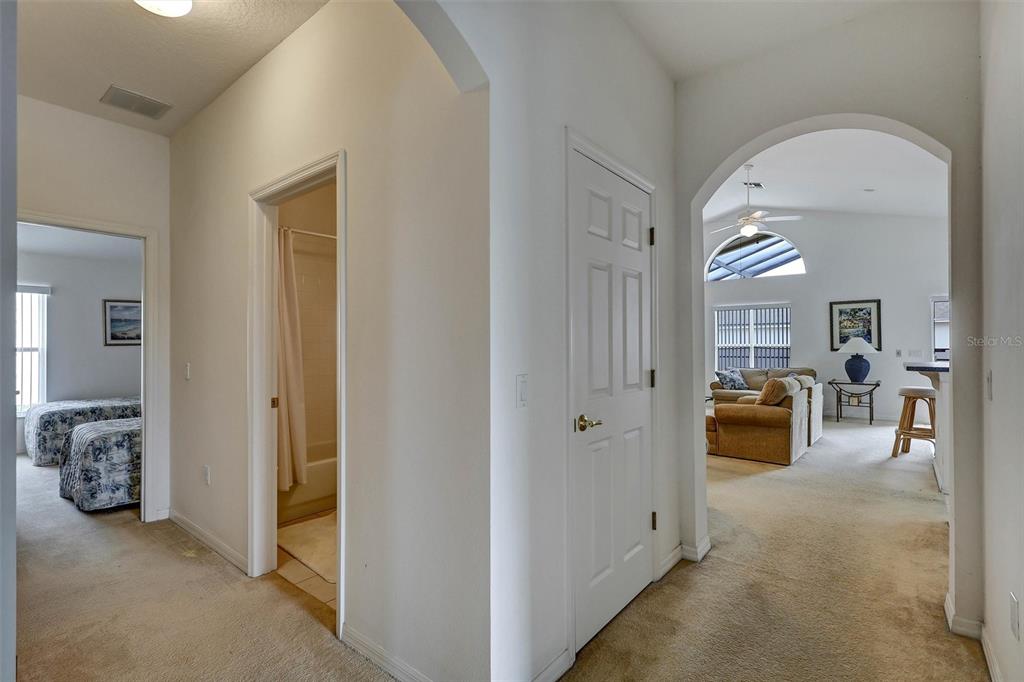 101 KILDRUMMY DRIVE gallery image #13