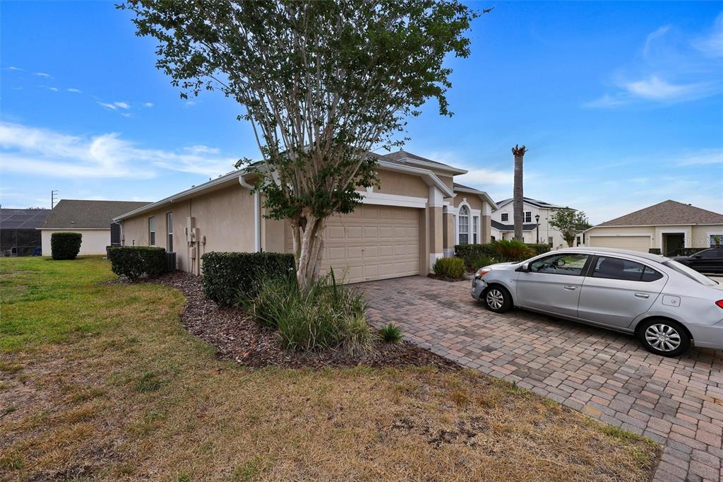 101 KILDRUMMY DRIVE gallery image #42