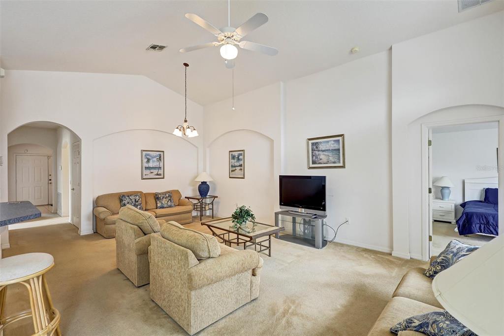 101 KILDRUMMY DRIVE gallery image #7
