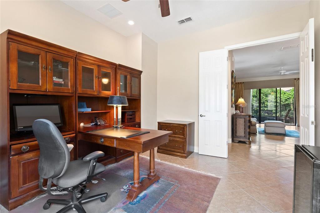 807 BELLA VIANA ROAD gallery image #10