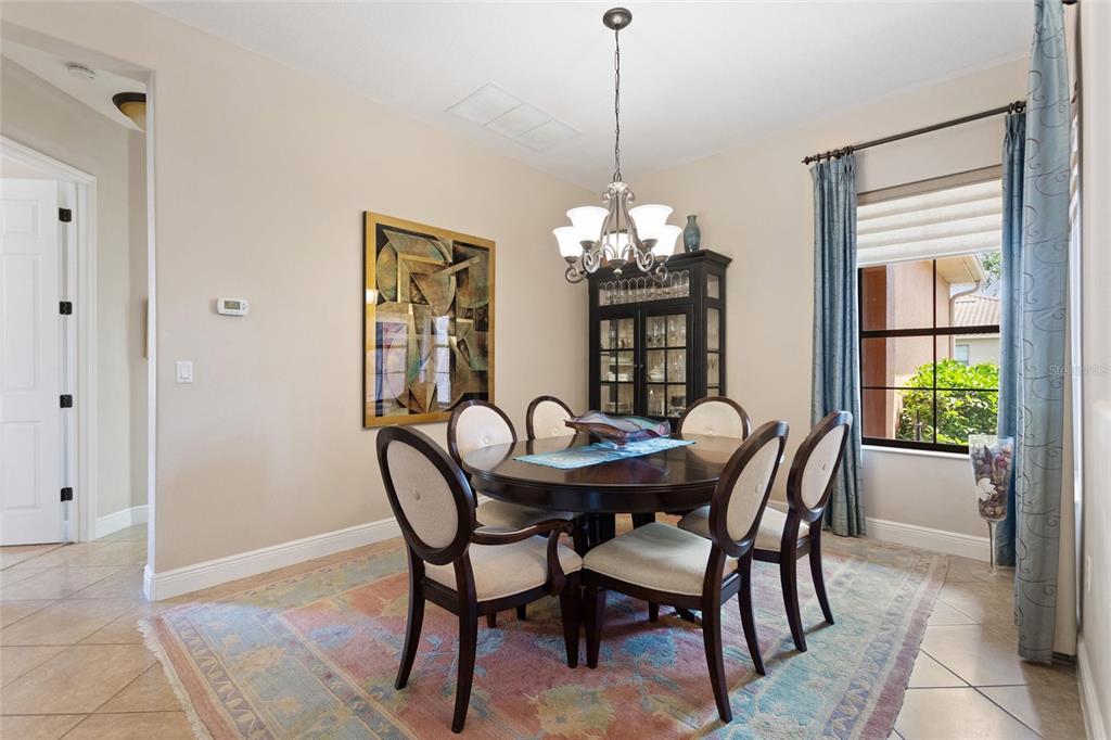 807 BELLA VIANA ROAD gallery image #6