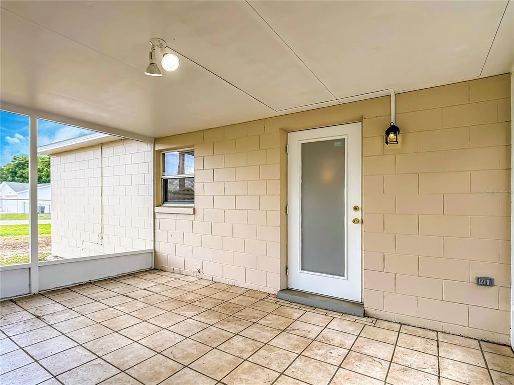 785 MINK COURT gallery image #32