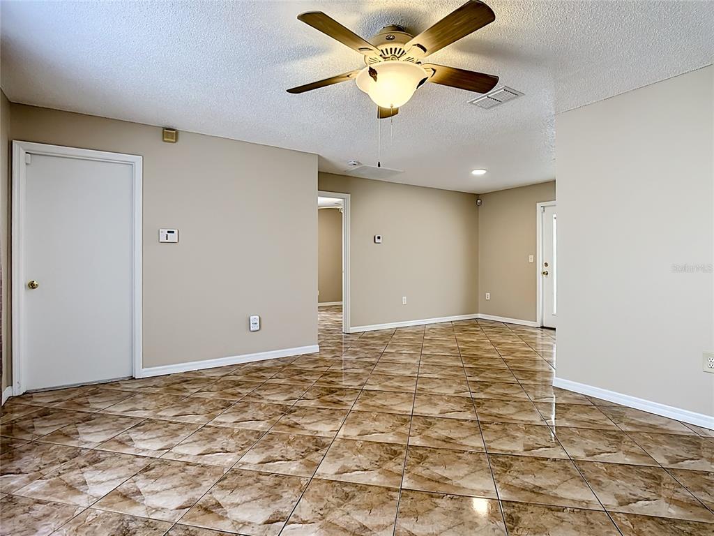 785 MINK COURT gallery image #4