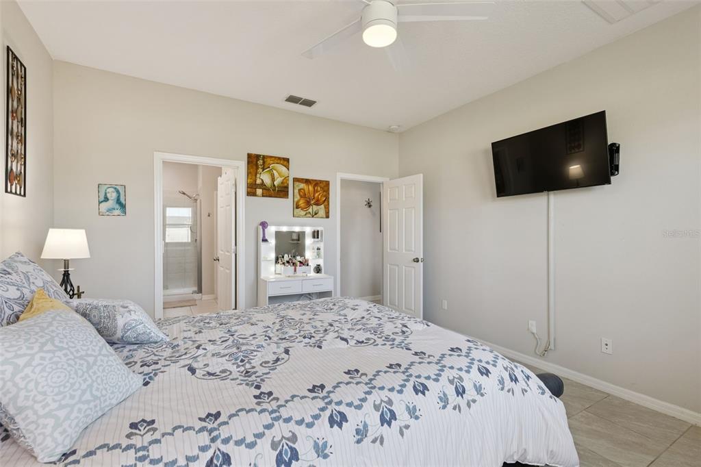2211 RIVERGLEN COURT gallery image #12