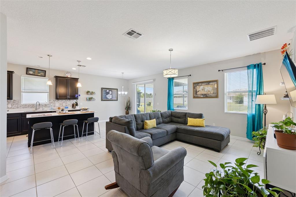 2211 RIVERGLEN COURT gallery image #7