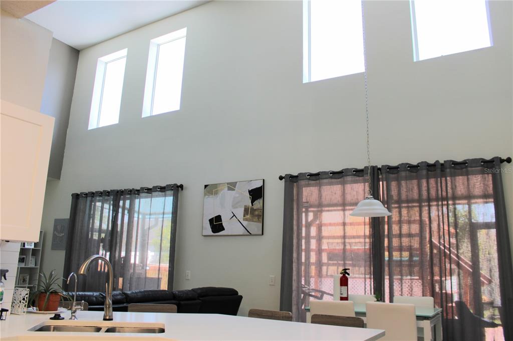 484 BRITTEN DRIVE gallery image #18