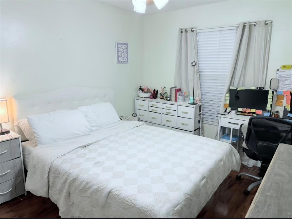 484 BRITTEN DRIVE gallery image #36